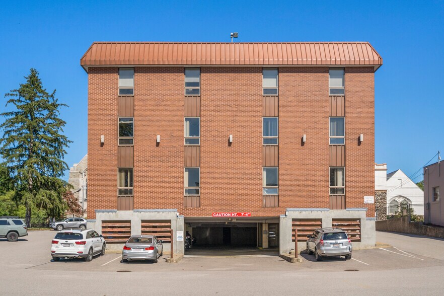 More Photos Of 120 N Main St, Attleboro Medical For Sale