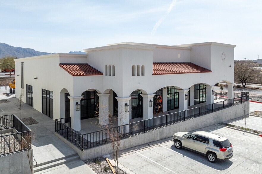 More Photos Of 7451 Paseo Del Norte Blvd, El Paso Storefront For Sale