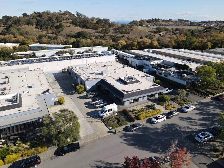More Photos Of 15 Pamaron Way, Novato Light Distribution For Lease