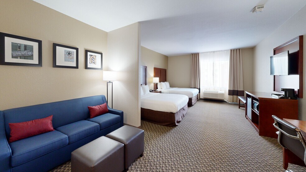 More Photos Of 9345 Highway 6, Navasota Hotel For Sale