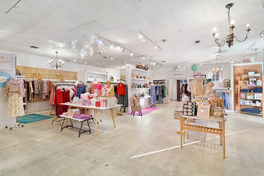 More Photos Of 63 San Marco Ave, Saint Augustine Storefront Retail Residential For Sale