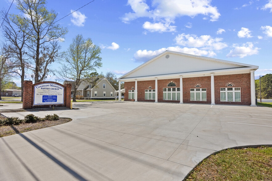 More Photos Of 69 Jessamine Ave, Georgetown Flex For Sale