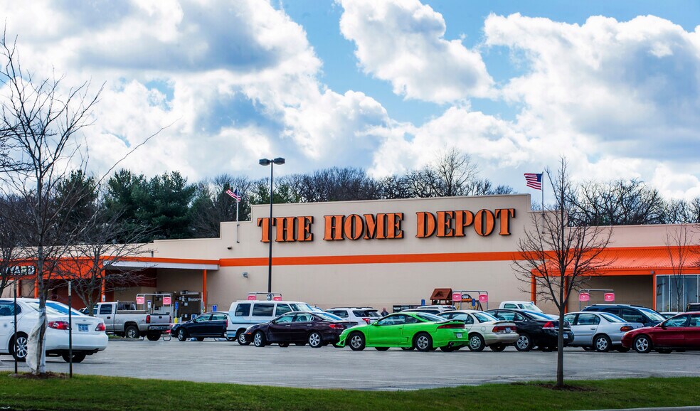 More Photos Of 4820-5132 SE 14th St, Des Moines Unknown For Lease