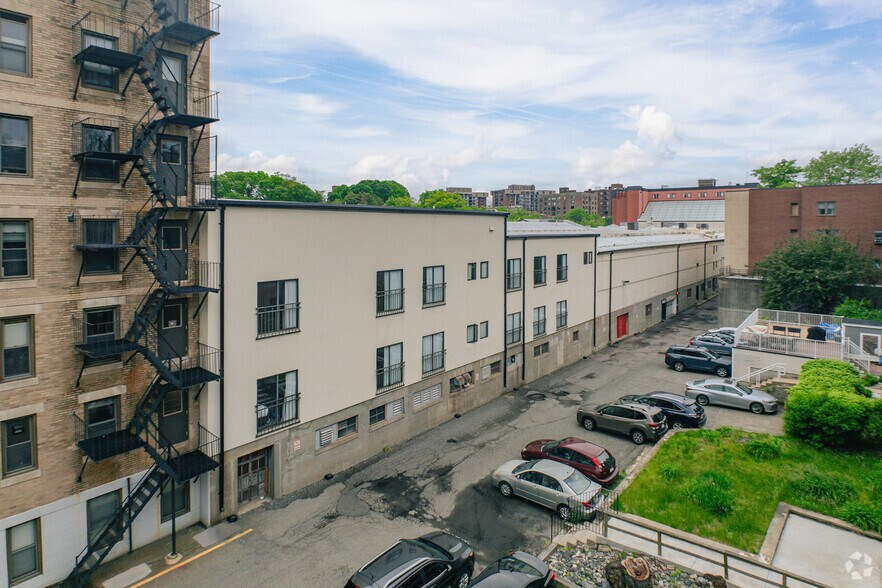 More Photos Of 1200 Beacon St, Brookline Hotel For Lease