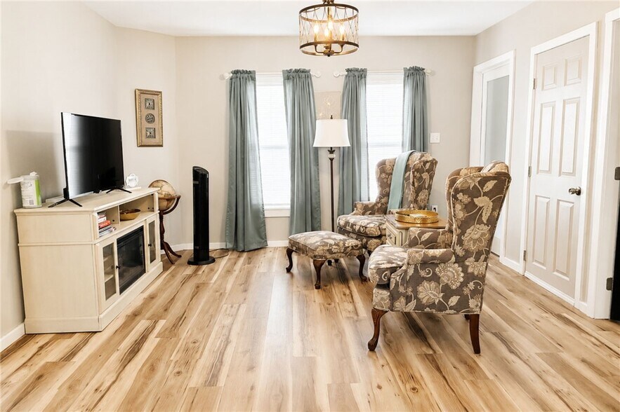 More Photos Of 63 Silver St, Norwich Apartments For Sale