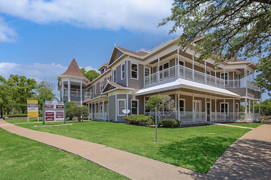 More Photos Of 6800 Heritage Pky, Rockwall Medical For Lease