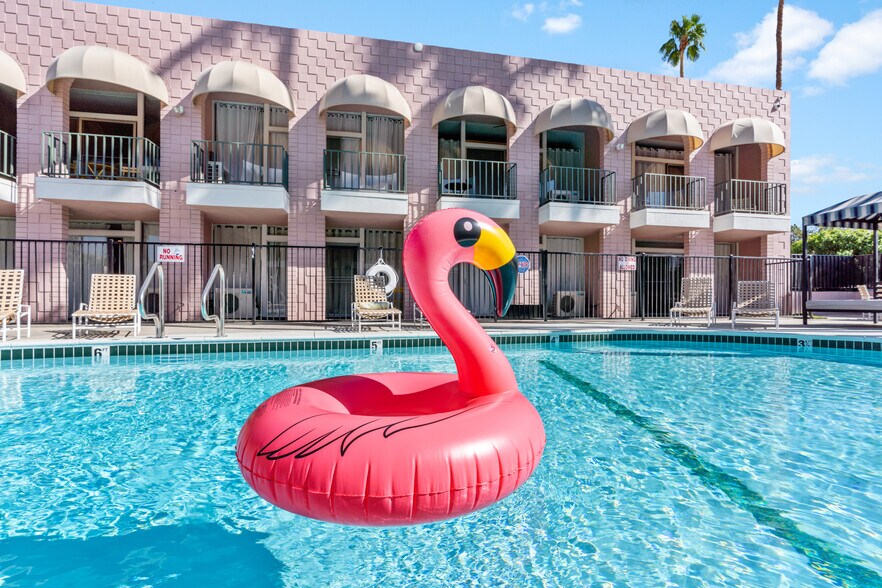 More Photos Of 74380 El Camino, Palm Desert Apartments For Sale