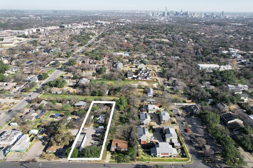 More Photos Of 1900 Fortview Rd, Austin Auto Repair For Sale