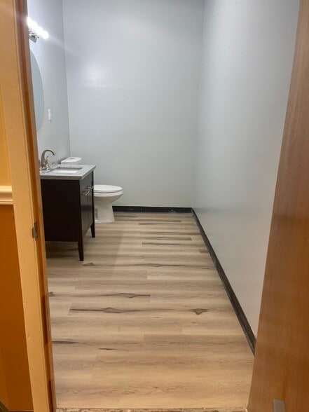 More Photos Of 5858 St Augustine Rd, Jacksonville Freestanding For Lease