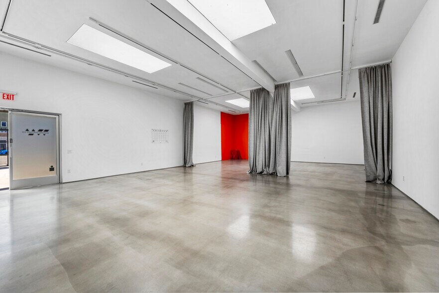 More Photos Of 5801 Washington Blvd, Culver City Office For Lease