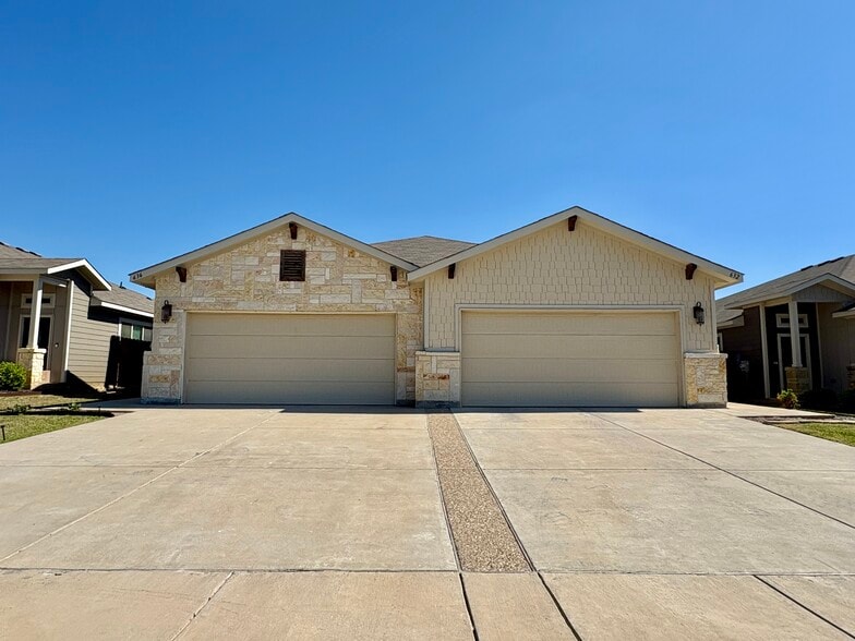 Primary Photo Of 632 Harvest Moon Dr, Venus Multifamily For Sale