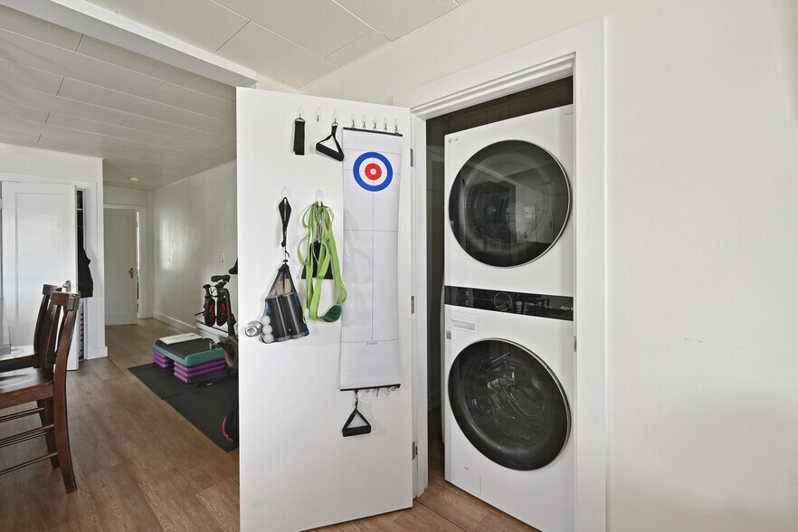 More Photos Of 8716 Sand Point Way NE, Seattle Apartments For Sale