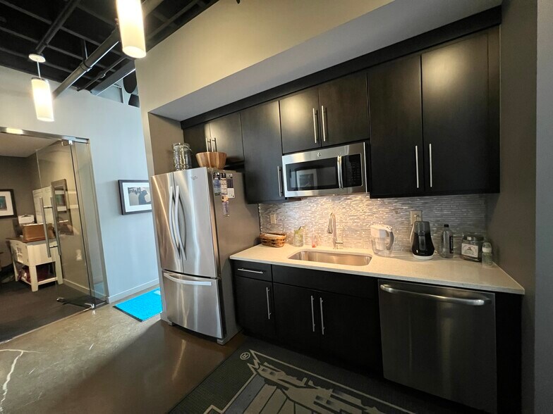More Photos Of 1000 Division St, Nashville Apartments For Lease