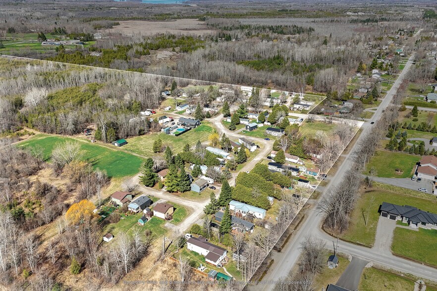 More Photos Of 26 Salmon Side Rd, Smiths Falls Manufactured Housing Mobile Home Park For Sale
