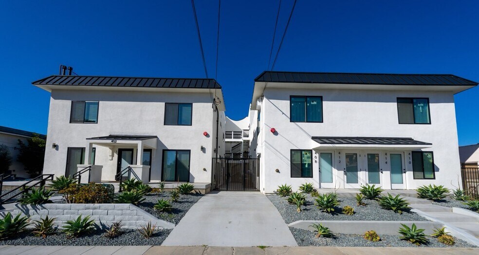 More Photos Of 402 Arbor Dr, San Diego Apartments For Sale