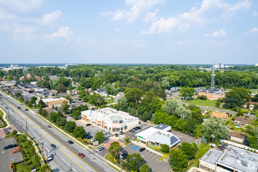 More Photos Of 818 Haddonfield Rd, Cherry Hill Storefront Retail Office For Lease