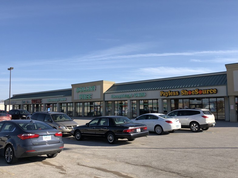 More Photos Of 324 W Agency Rd, West Burlington Unknown For Lease