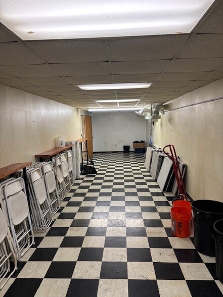 More Photos Of 3646 Fruitland Ave, Maywood Industrial For Sale