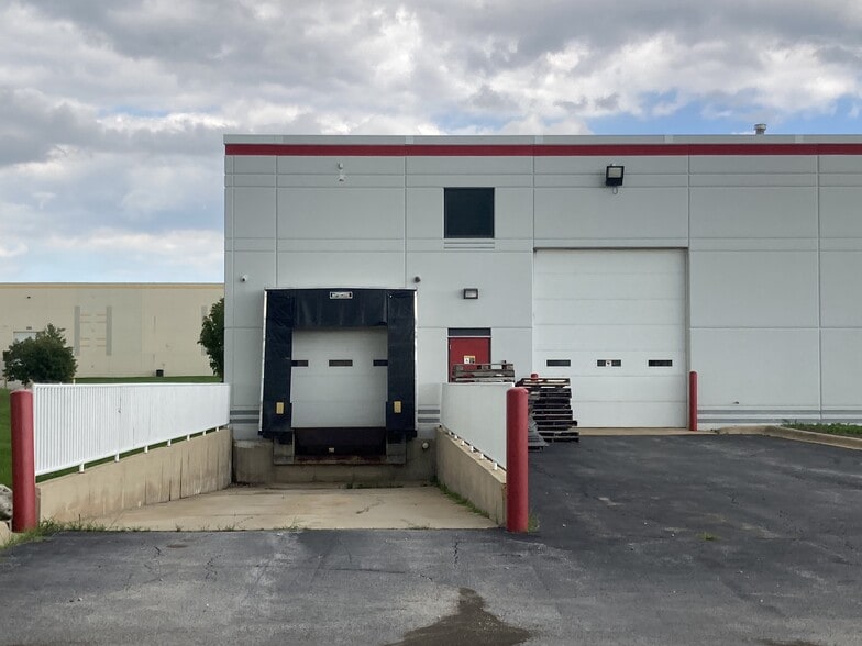 More Photos Of 26200 S Whiting Way, Monee Warehouse For Lease