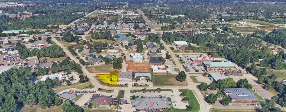 More Photos Of 1726-1732 Galleria Oaks Dr, Texarkana Medical For Lease