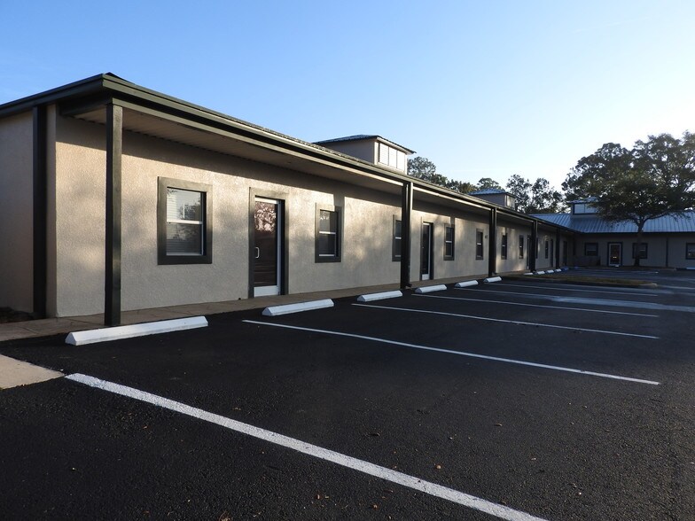 More Photos Of 437-481 W Ardice Ave, Eustis Office For Lease