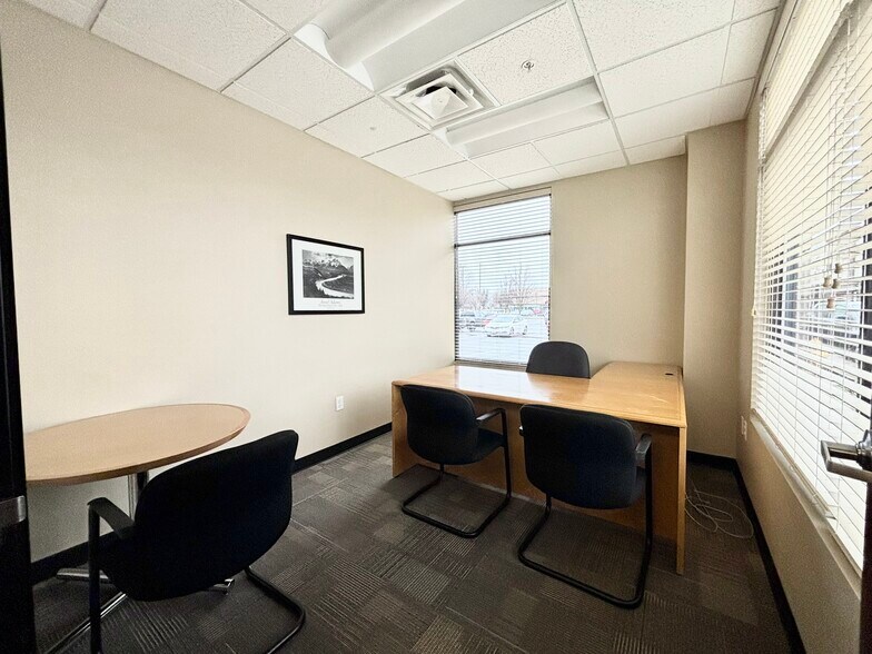 More Photos Of 1301 Poplar Dr, Medford Medical For Lease