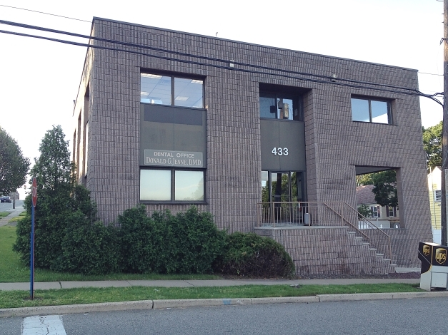 Primary Photo Of 433 Essex St, Hackensack Office For Sale