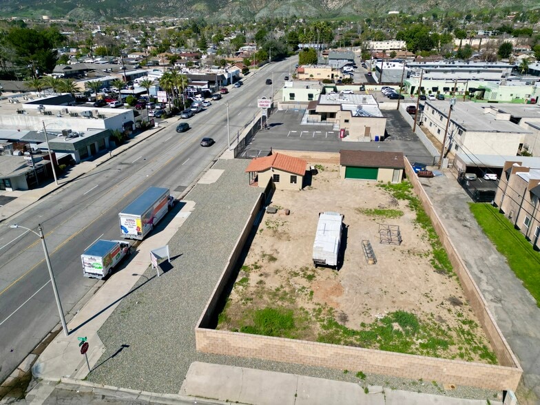 More Photos Of 4253 N Sierra Way, San Bernardino Contractor Storage Yard For Sale
