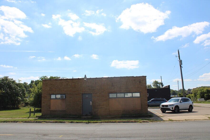 More Photos Of 333 Hamblin Ave W, Battle Creek Warehouse For Sale