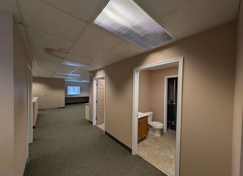 More Photos Of 1230-1256 Independence Ct, Washington Unknown For Lease
