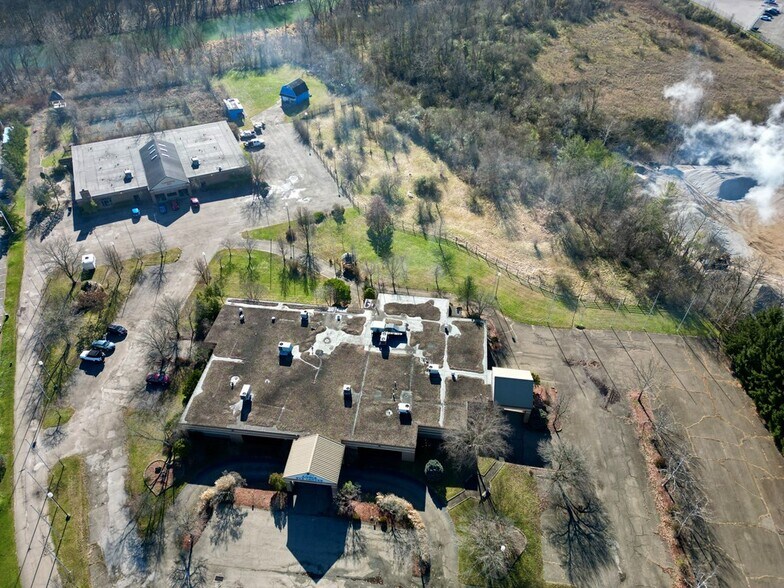 More Photos Of 1500 Lafayette Ave, Moundsville Medical For Sale