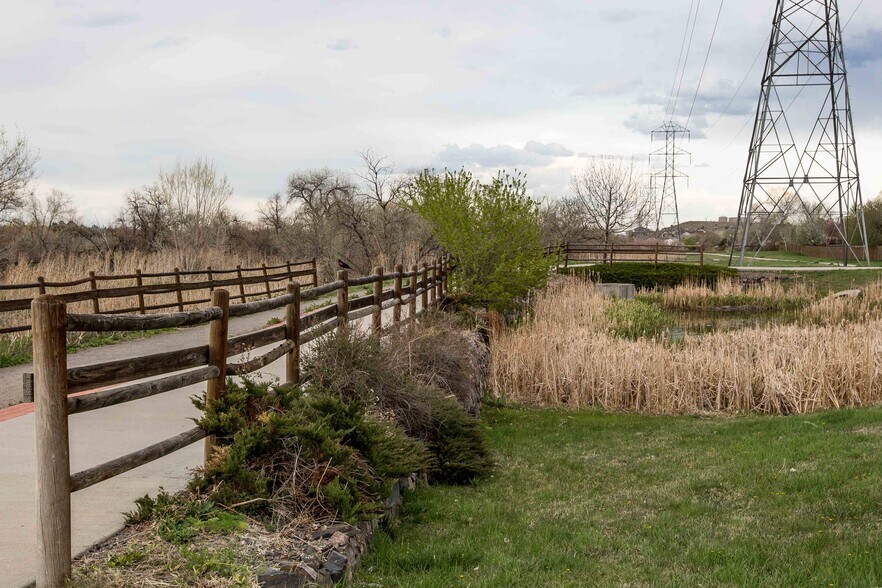 More Photos Of 5460 Union, Arvada Medical For Lease