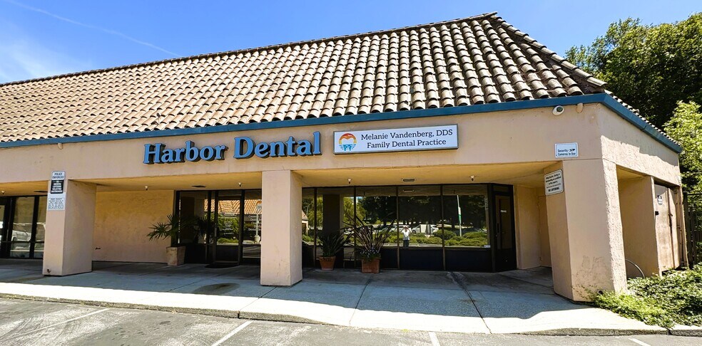 More Photos Of 2050-2128 Soquel Ave, Santa Cruz Storefront Retail Office For Lease