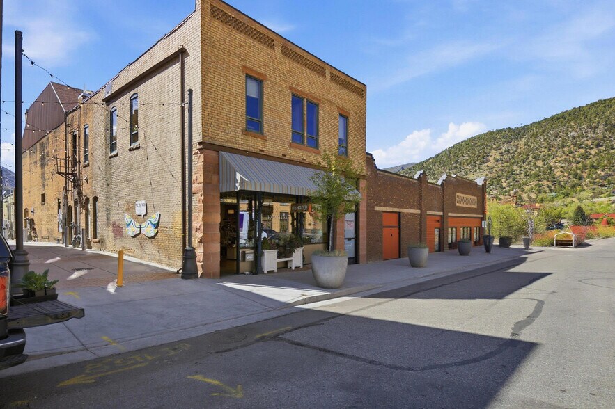 More Photos Of 713 Cooper Ave, Glenwood Springs General Retail For Sale