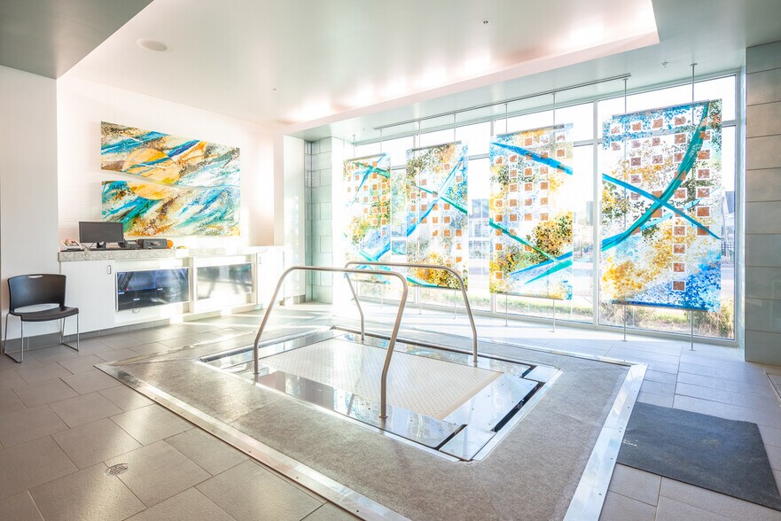 More Photos Of 225 Tomlinson Dr, Starkville Medical For Sale