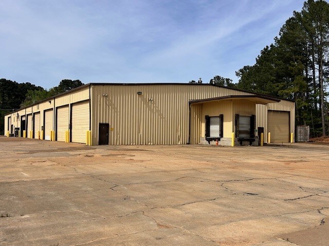 Primary Photo Of 19254 Highway 12 E, Kosciusko Distribution For Lease