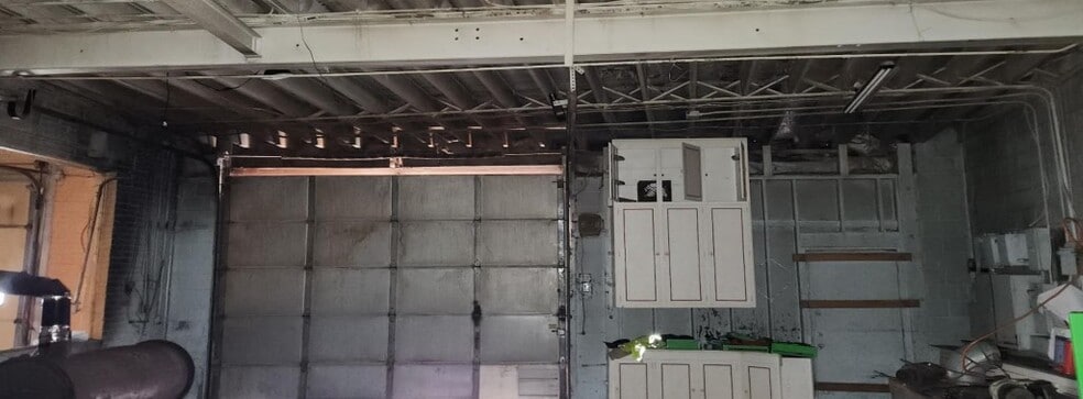 More Photos Of 356 Baldwin St, Waterbury Service For Sale