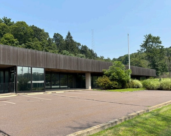 Primary Photo Of 120 Cte Dr, Dallas Office For Lease