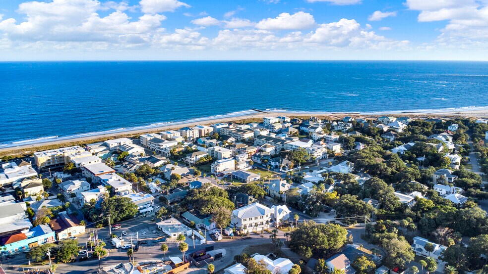 More Photos Of 104 17th st, Tybee Island Apartments For Sale