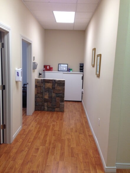 More Photos Of 1755 S 8th St, Colorado Springs Office For Lease