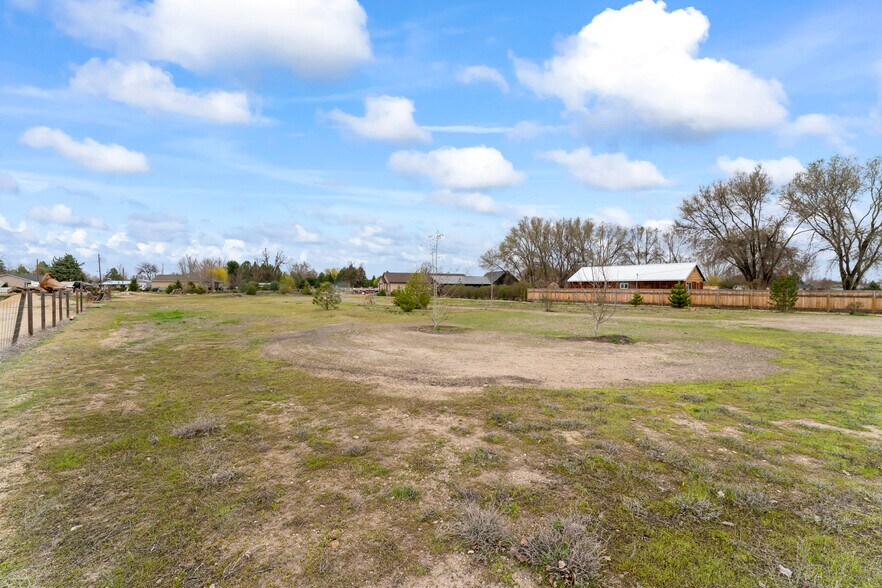 More Photos Of TBD Dewey Ave, Middleton Land For Sale