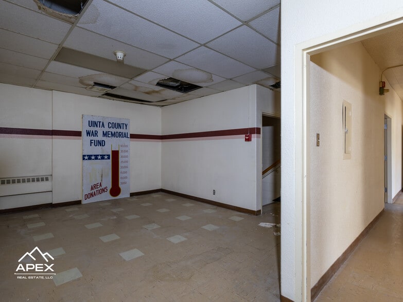 More Photos Of 1233 Uinta St, Evanston Office For Sale