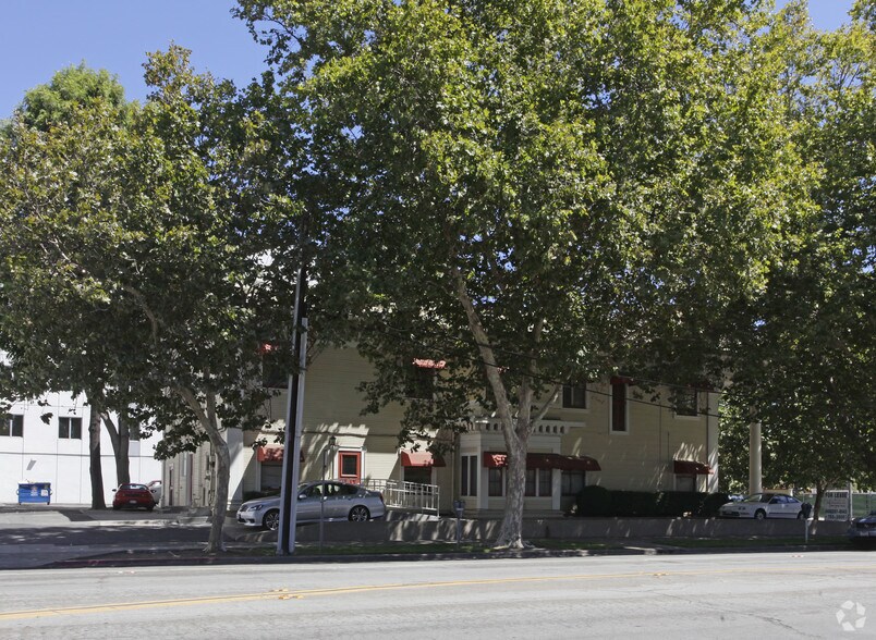 More Photos Of 93 Devine St, San Jose Office For Lease