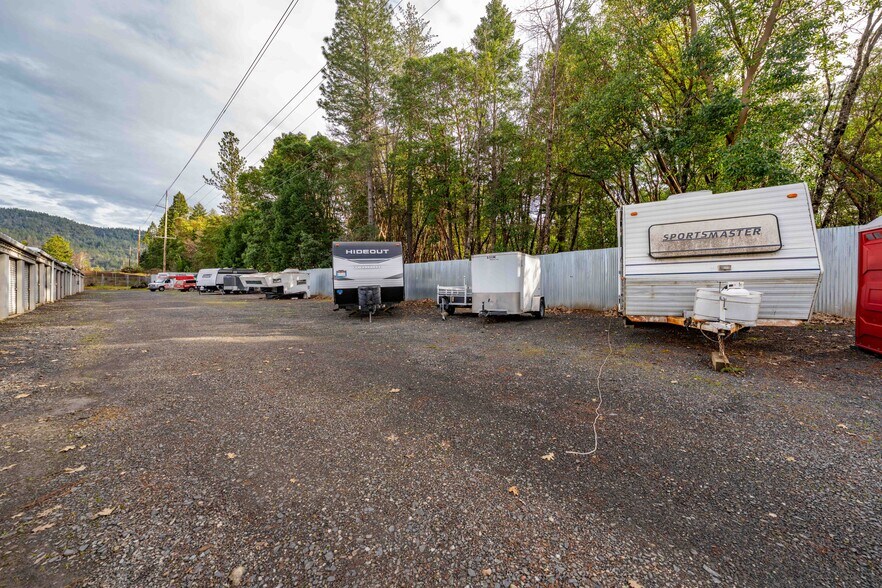 More Photos Of 25657 Redwood Hwy, Cave Junction Self Storage For Sale