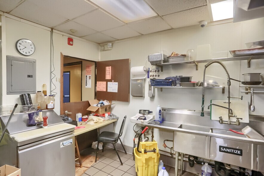 More Photos Of 7365 Denniston Ave, Pittsburgh General Retail For Sale