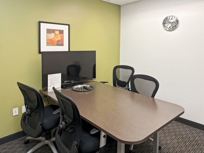 More Photos Of 101 Avenue of the Americas, New York Coworking Space