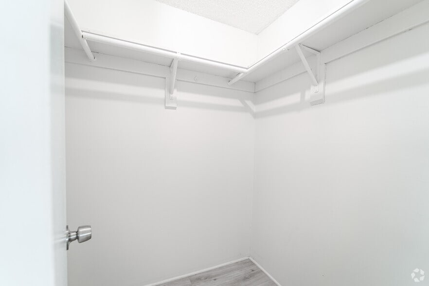 More Photos Of 311-357 Gulfstream Rd, Dania Apartments For Sale