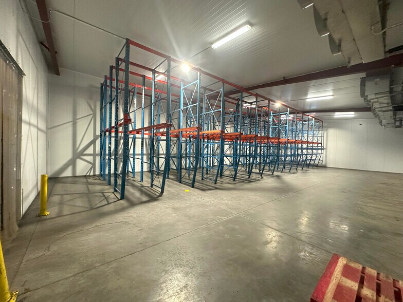 More Photos Of 1050 Canaan Rd, Roebuck Warehouse For Lease