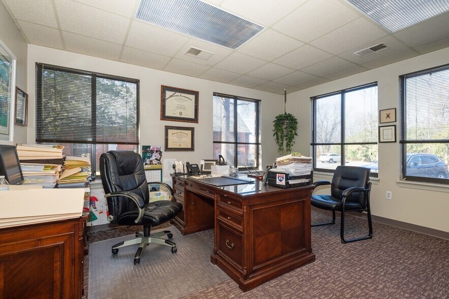 More Photos Of 35-37 Tamarack Cir, Skillman Medical For Lease