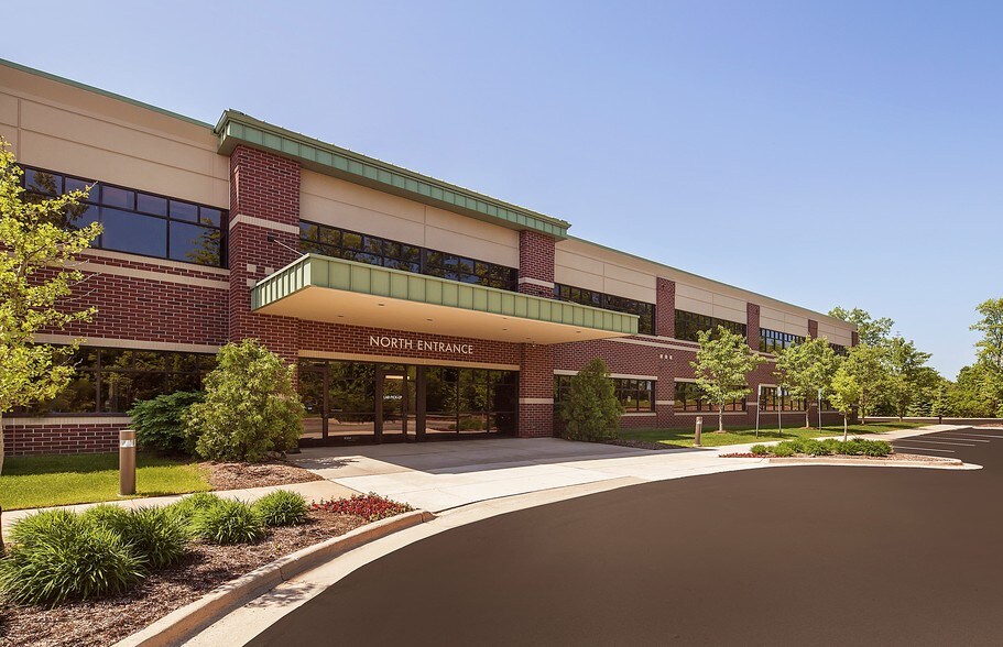 More Photos Of 25500 Meadowbrook Rd, Novi Medical For Lease